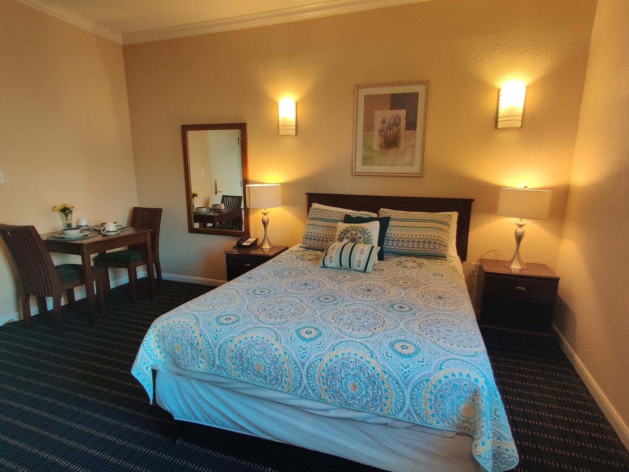 Athens Hotel & Suites Houston Bagian luar foto