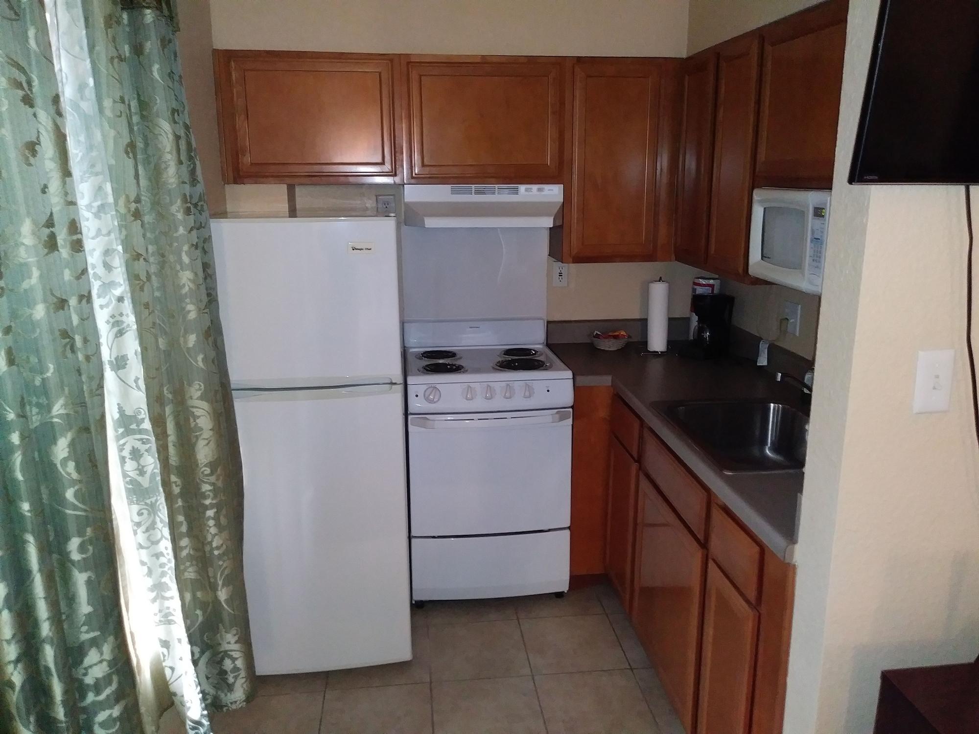 Athens Hotel & Suites Houston Bagian luar foto