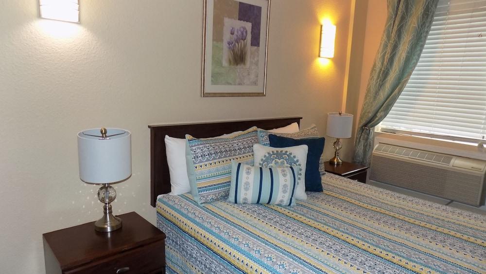 Athens Hotel & Suites Houston Bagian luar foto